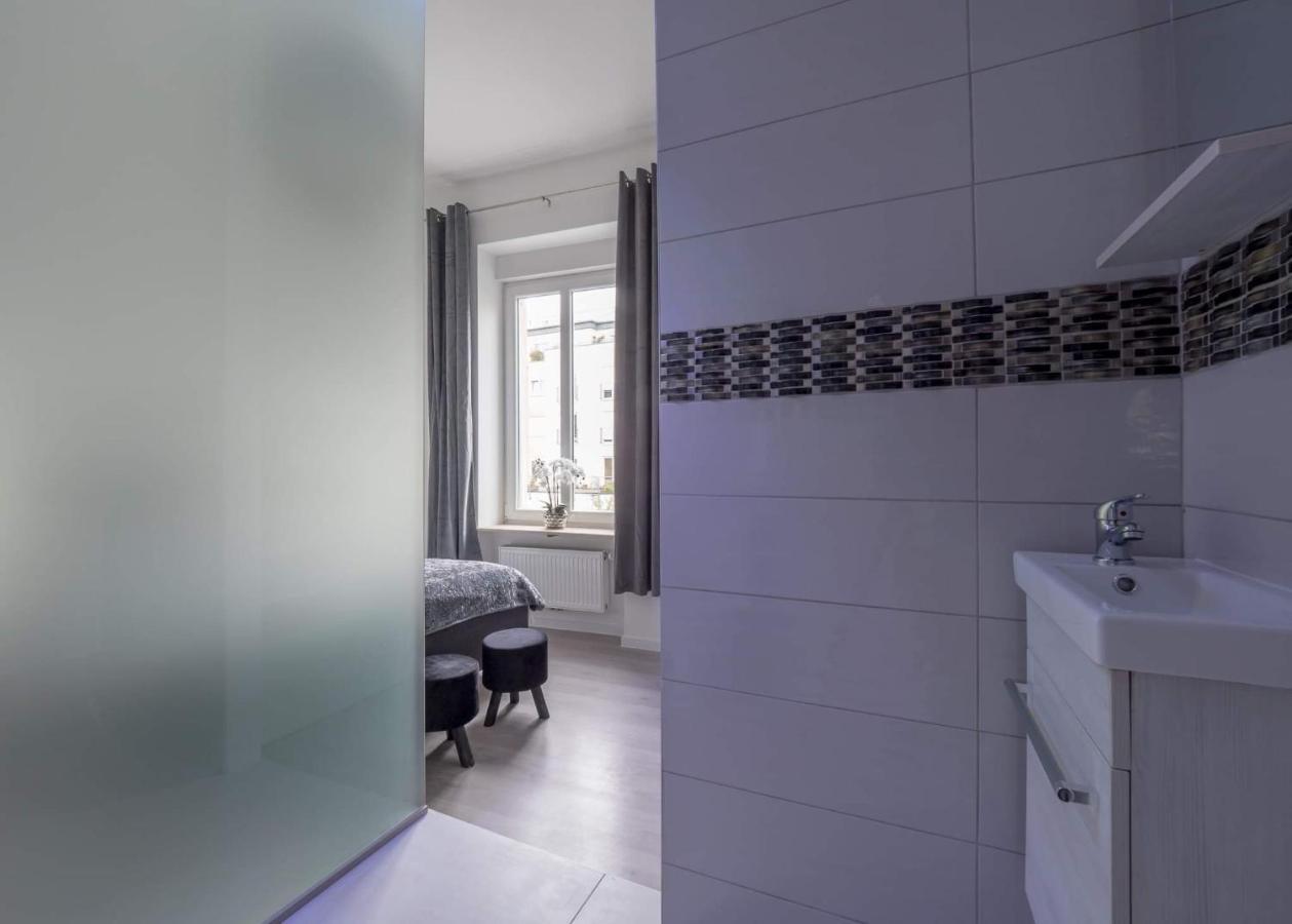 Executive Double Room With En-Suite City Centre In Guest House R1 Luxemburg Exterior foto